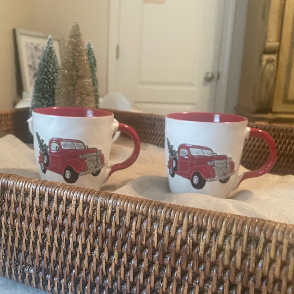 2 Christmas Farmhouse Mugs by Spectrum Designz pNWOT - Picture 3 of 5